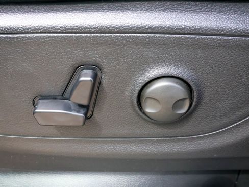 New 2026 RAM 1500 Big Horn AWD/4WD image 5