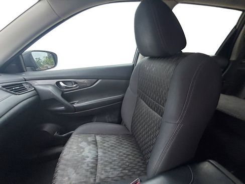 Used 2019 Nissan Rogue S w/ Special Edition Package FWD image 30