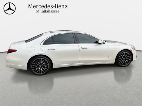 Used 2022 Mercedes-Benz S 580 4MATIC Sedan image 4