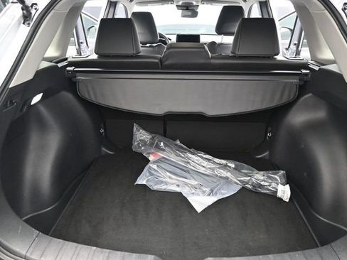Used 2025 Toyota Corolla Cross XLE FWD image 18