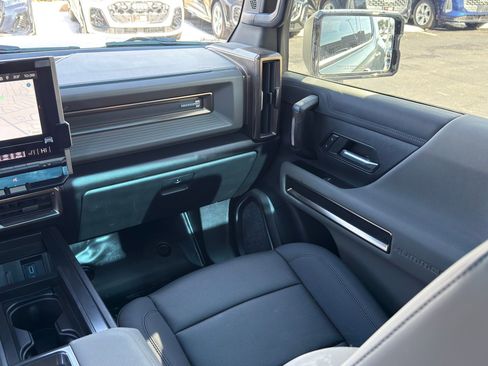 Used 2024 GMC Hummer EV 3X image 30