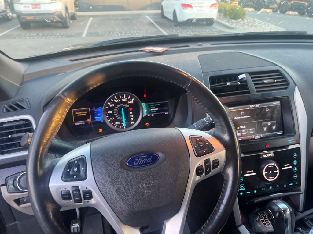 Used 2013 Ford Explorer Limited FWD image 4