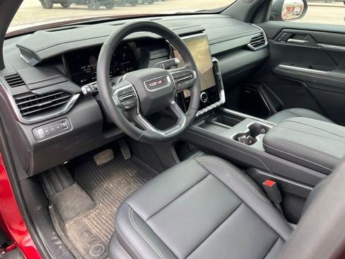 Used 2025 GMC Acadia Elevation w/ Elevation Premium Package AWD/4WD image 10