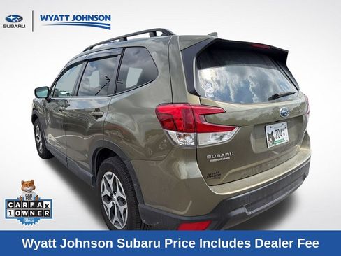 Used 2023 Subaru Forester Premium AWD/4WD image 3