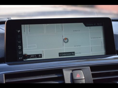 Used 2017 BMW 330i Sedan RWD image 11