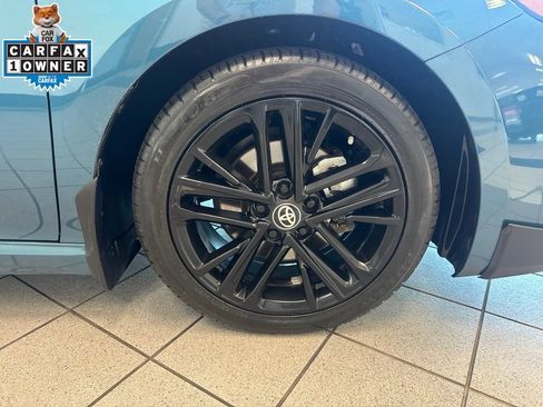 Used 2025 Toyota Camry SE w/ Convenience Package FWD image 23