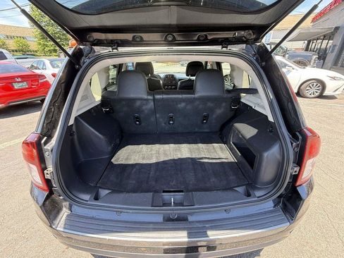 Used 2017 Jeep Compass Sport FWD image 21