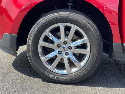 Used 2013 Ford Edge SEL image 24