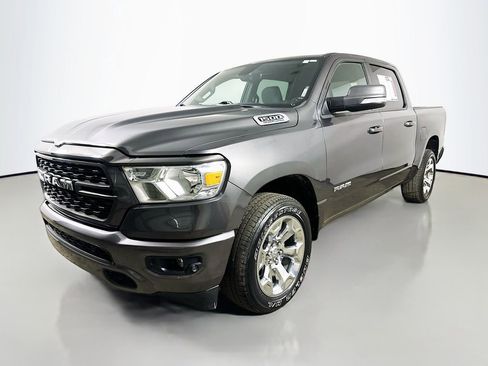 Used 2022 RAM 1500 Big Horn AWD/4WD image 3