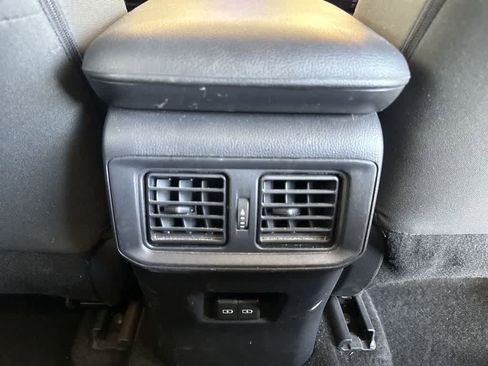 Used 2025 Toyota RAV4 XLE image 21