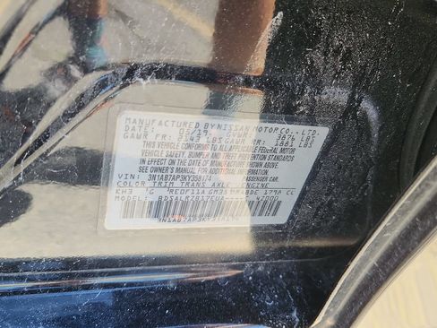 Used 2019 Nissan Sentra SR FWD image 16