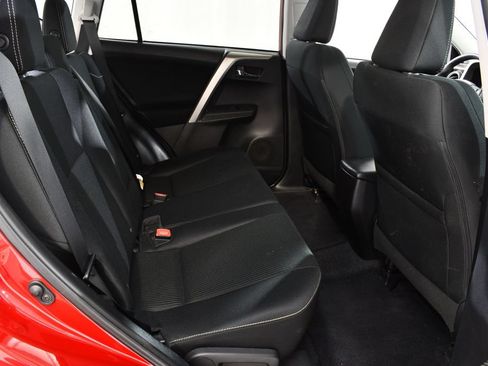 Used 2014 Toyota RAV4 XLE FWD image 19