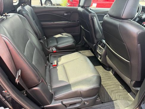 Used 2018 Honda Pilot Elite image 15