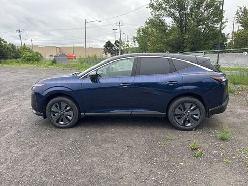 New 2025 Nissan Murano SL image 9