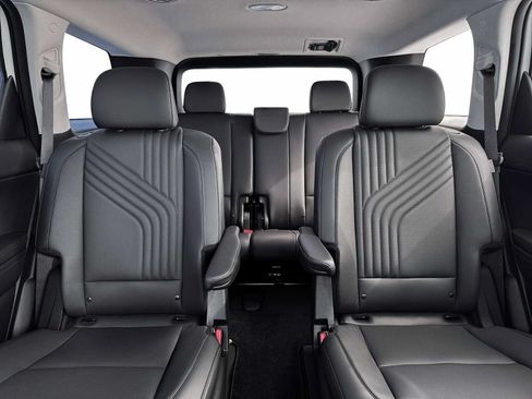 New 2026 Hyundai Palisade SEL Premium FWD image 16