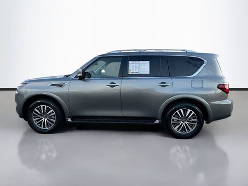 Used 2024 Nissan Armada SL w/ Captain's Chairs Package image 4