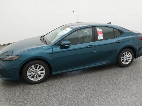 New 2026 Toyota Camry LE image 40