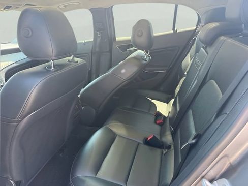 Used 2015 Mercedes-Benz GLA 250 4MATIC image 11