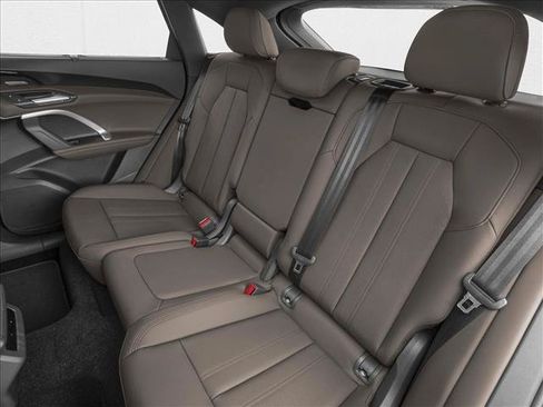 New 2026 Audi Q5 Prestige AWD/4WD image 9