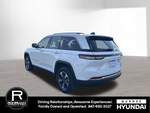 Used 2023 Jeep Grand Cherokee 4WD 4xe image 6