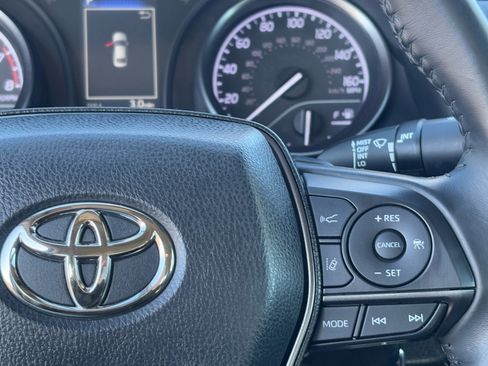 Certified 2022 Toyota Camry SE image 22