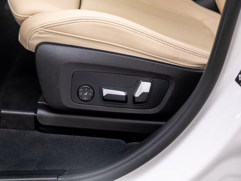 Used 2023 BMW X3 xDrive30i image 14