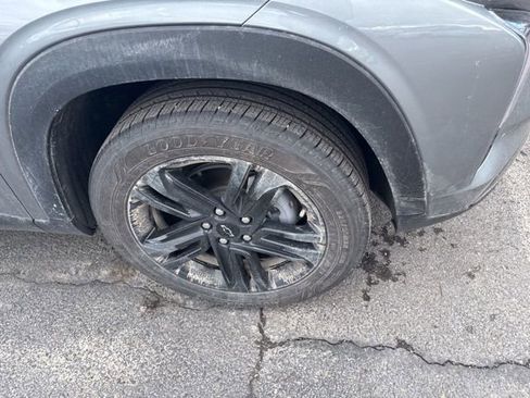 Used 2025 Chevrolet Trax ACTIV image 9