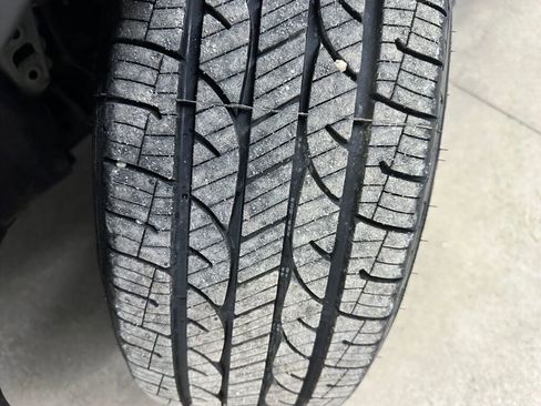 Certified 2024 Chevrolet Trax LS w/ LS Convenience Package image 32