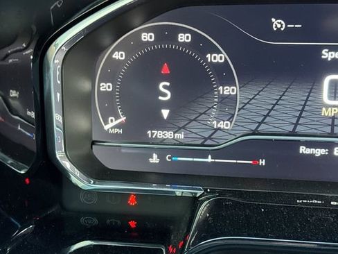 Used 2025 GMC Sierra 1500 Elevation image 37