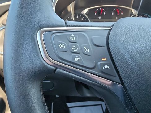 Certified 2024 Chevrolet Equinox LT w/ LPO, Floor Liner Package FWD image 11