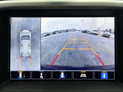 Used 2023 GMC Acadia SLT w/ Technology Package image 15