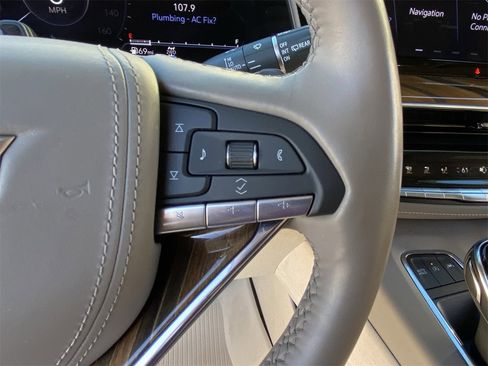 Certified 2024 Cadillac Escalade Sport Platinum image 23