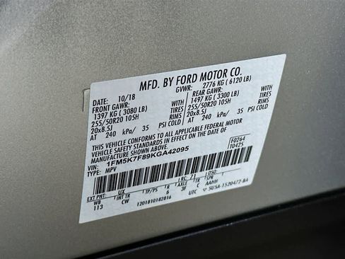 Certified 2019 Ford Explorer Limited w/ Ford Safe & Smart Package image 24