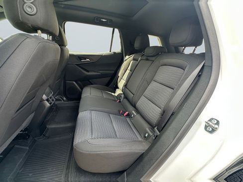 Certified 2026 Chevrolet Equinox LT FWD image 1