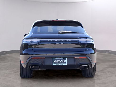 Certified 2025 Porsche Macan AWD/4WD image 7