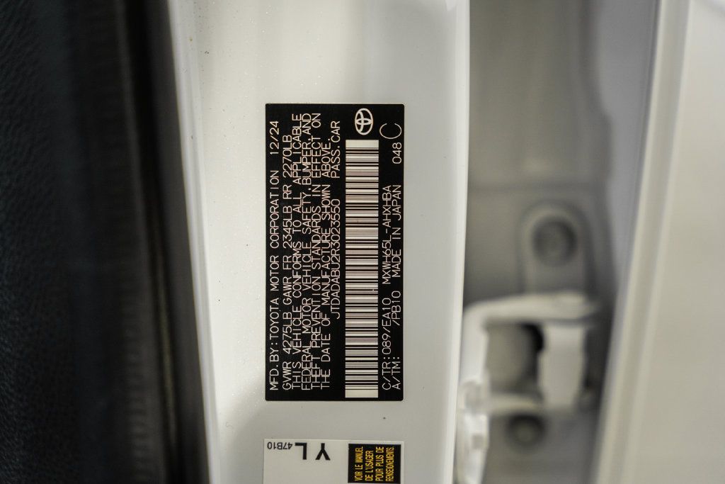 Used 2024 Toyota Prius Limited AWD/4WD image 42