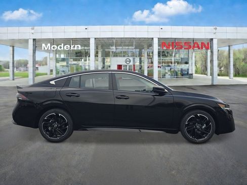 New 2026 Nissan Sentra SR image 6