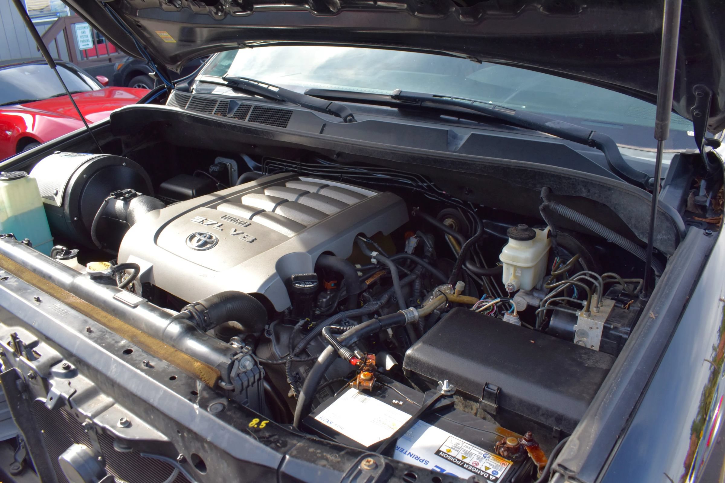 Used 2010 Toyota Tundra 4x4 Double Cab image 28