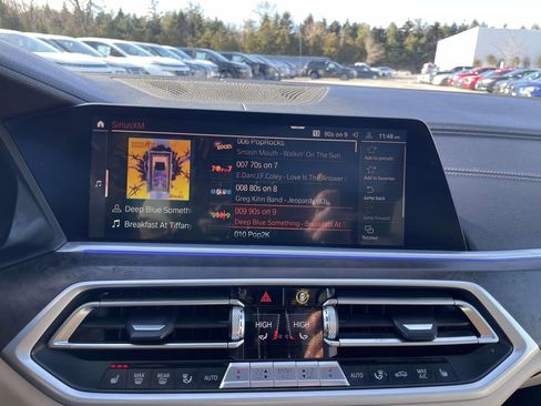 Used 2022 BMW X5 xDrive40i w/ M Sport Package image 28