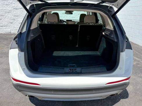 Used 2022 Lincoln Corsair AWD w/ Equipment Group 101A image 37