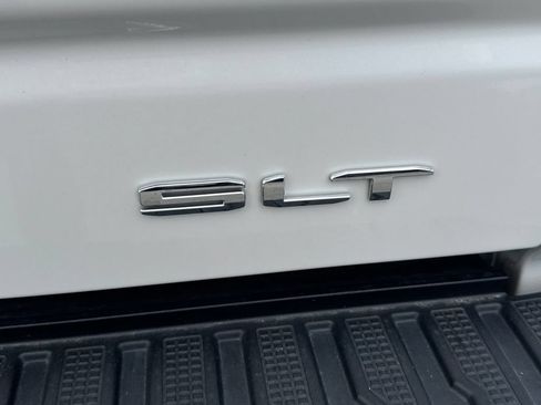 Used 2025 GMC Sierra 1500 SLT w/ SLT Premium Plus Package AWD/4WD image 6