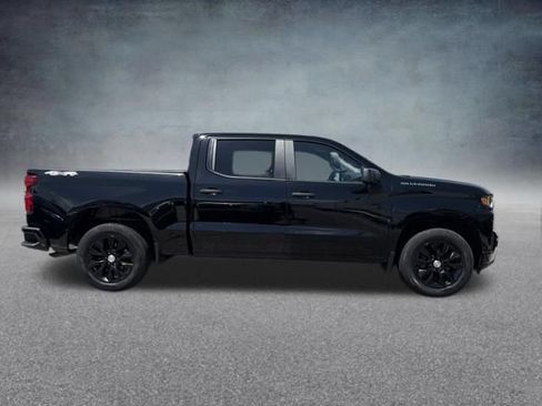 Used 2020 Chevrolet Silverado 1500 Custom w/ Custom Convenience Package AWD/4WD image 6