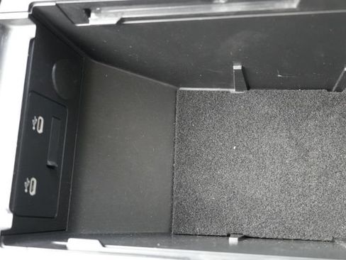 Used 2025 MAZDA MAZDA3 s Sport FWD image 38