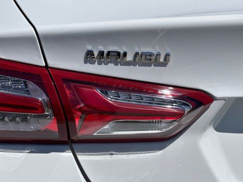 Used 2019 Chevrolet Malibu Hybrid w/ Leather Package FWD image 29