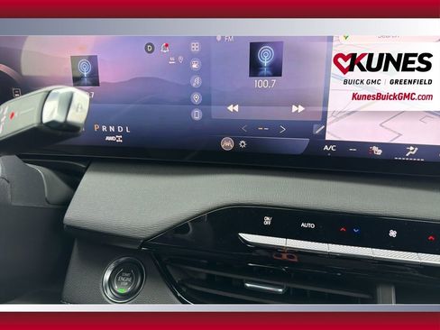 New 2026 Buick Enclave Sport Touring w/ LPO, Floor Liner Package image 30