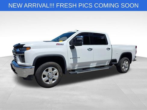 Used 2020 Chevrolet Silverado 2500 LTZ w/ LTZ Plus Package AWD/4WD image 2