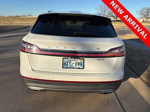 Used 2020 Lincoln Nautilus Reserve w/ Equipment Group 201A image 4