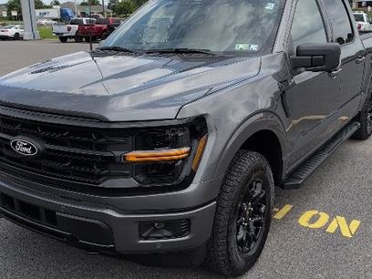 New 2025 Ford F150 XLT w/ Equipment Group 302A MID