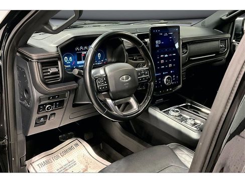 Used 2023 Ford Expedition Max Platinum image 15