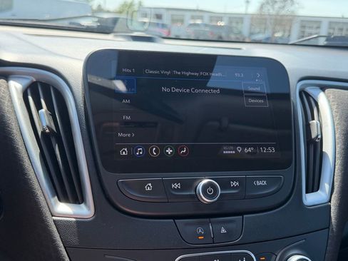 Used 2023 Chevrolet Malibu LT image 21